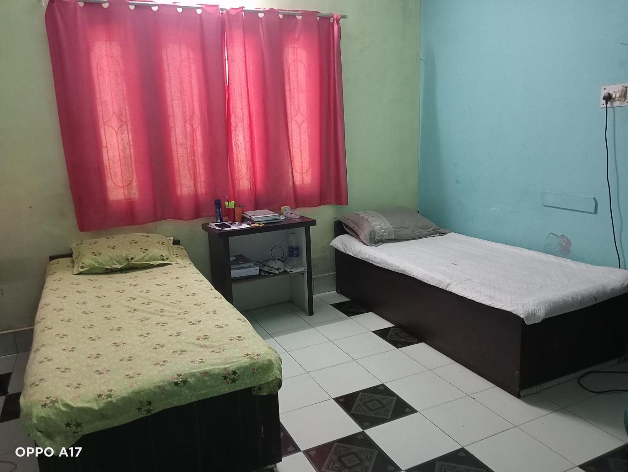 Swaroop Ashray Homestay Siliguri Exterior foto